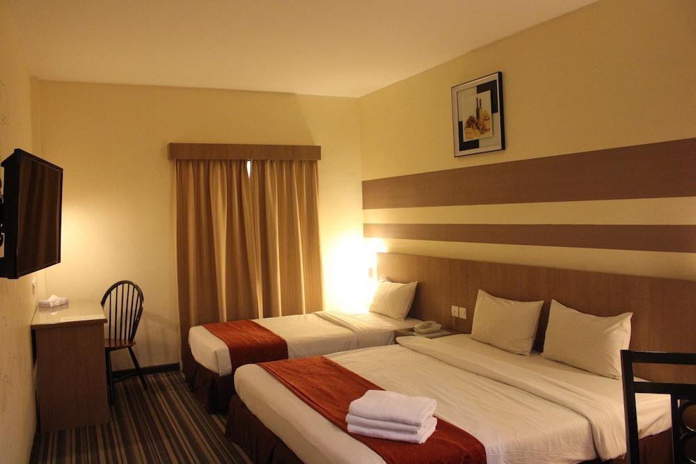 Grand Sentosa Hotel Johor Bahru Extérieur photo