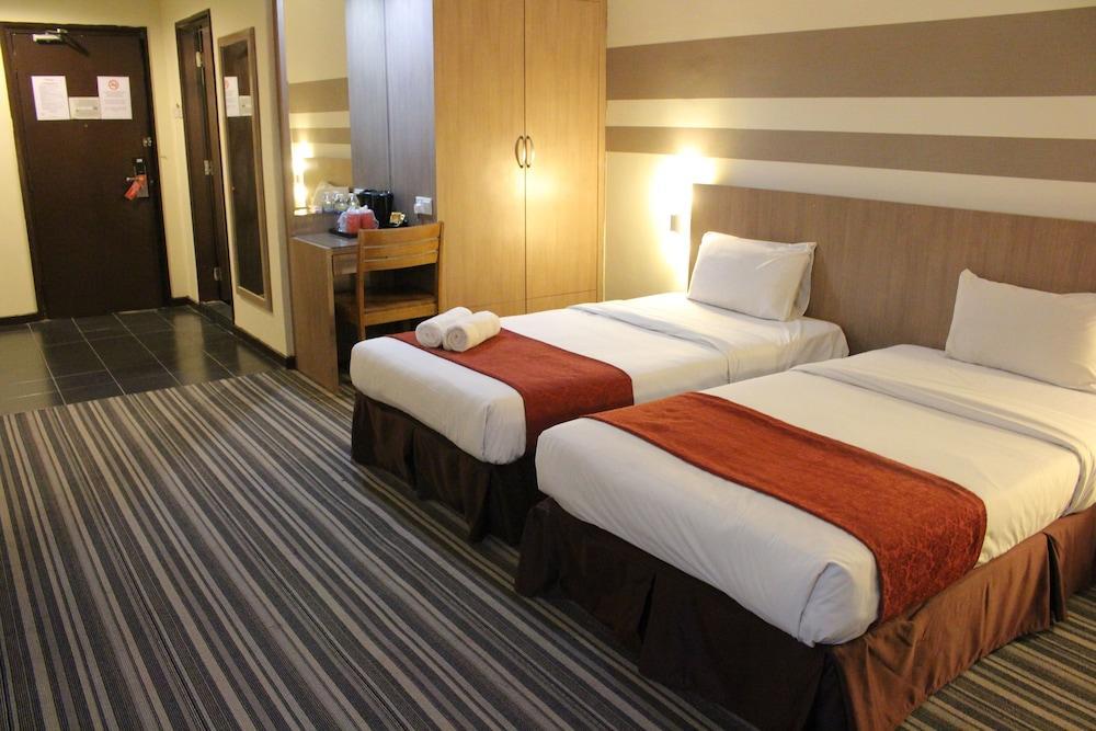 Grand Sentosa Hotel Johor Bahru Extérieur photo