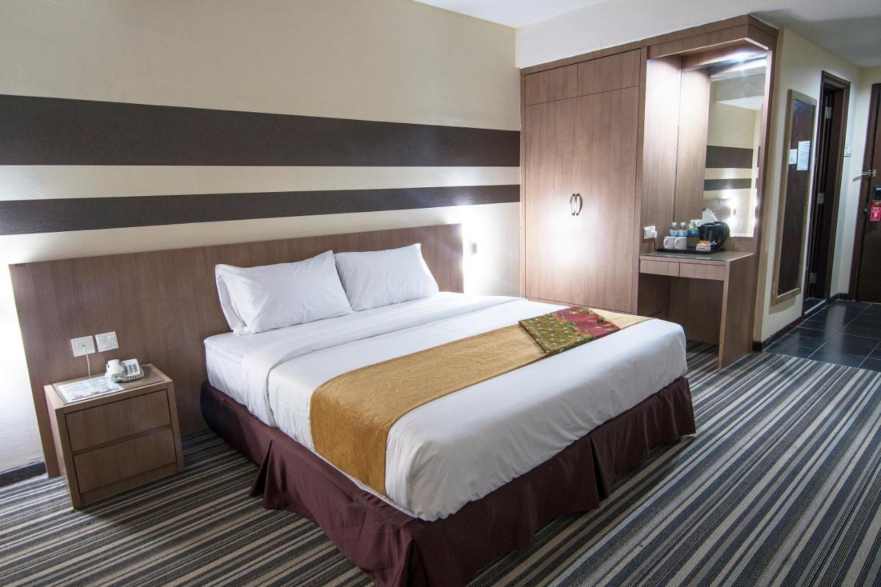 Grand Sentosa Hotel Johor Bahru Extérieur photo