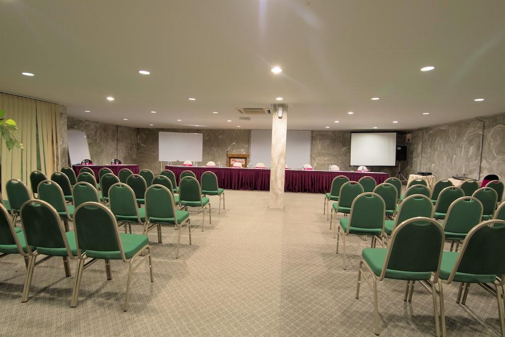 Grand Sentosa Hotel Johor Bahru Extérieur photo